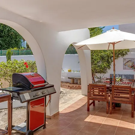 Sweet Family House Holiday home